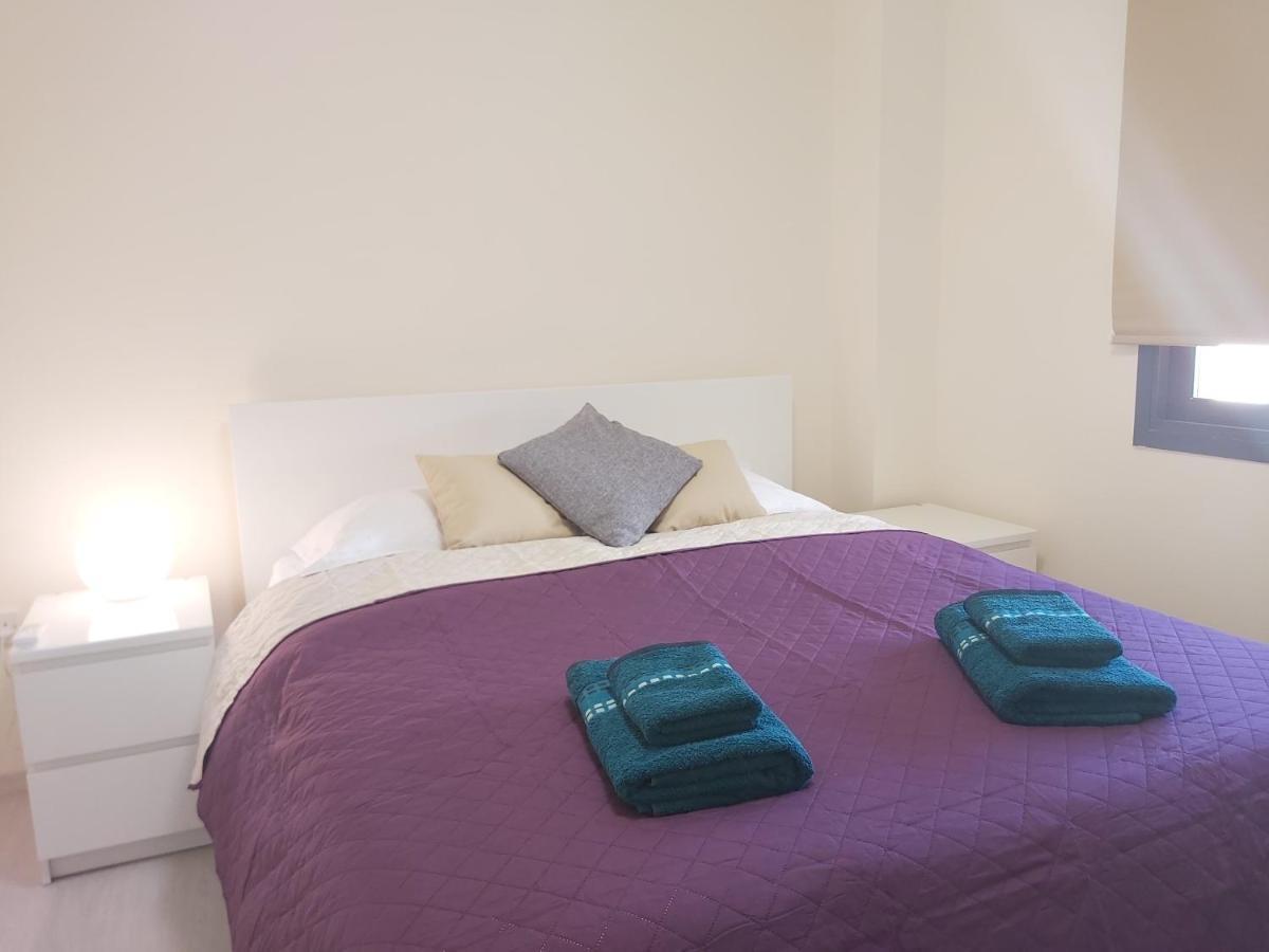 Galatex Beach Apartment Лимасол Екстериор снимка