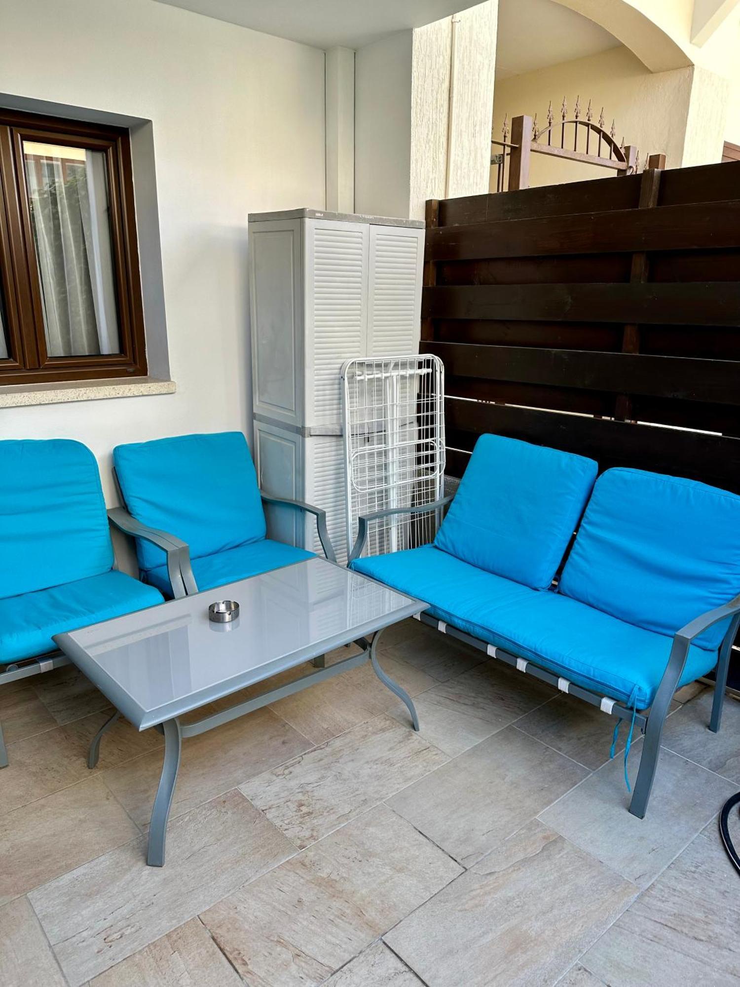 Galatex Beach Apartment Лимасол Екстериор снимка
