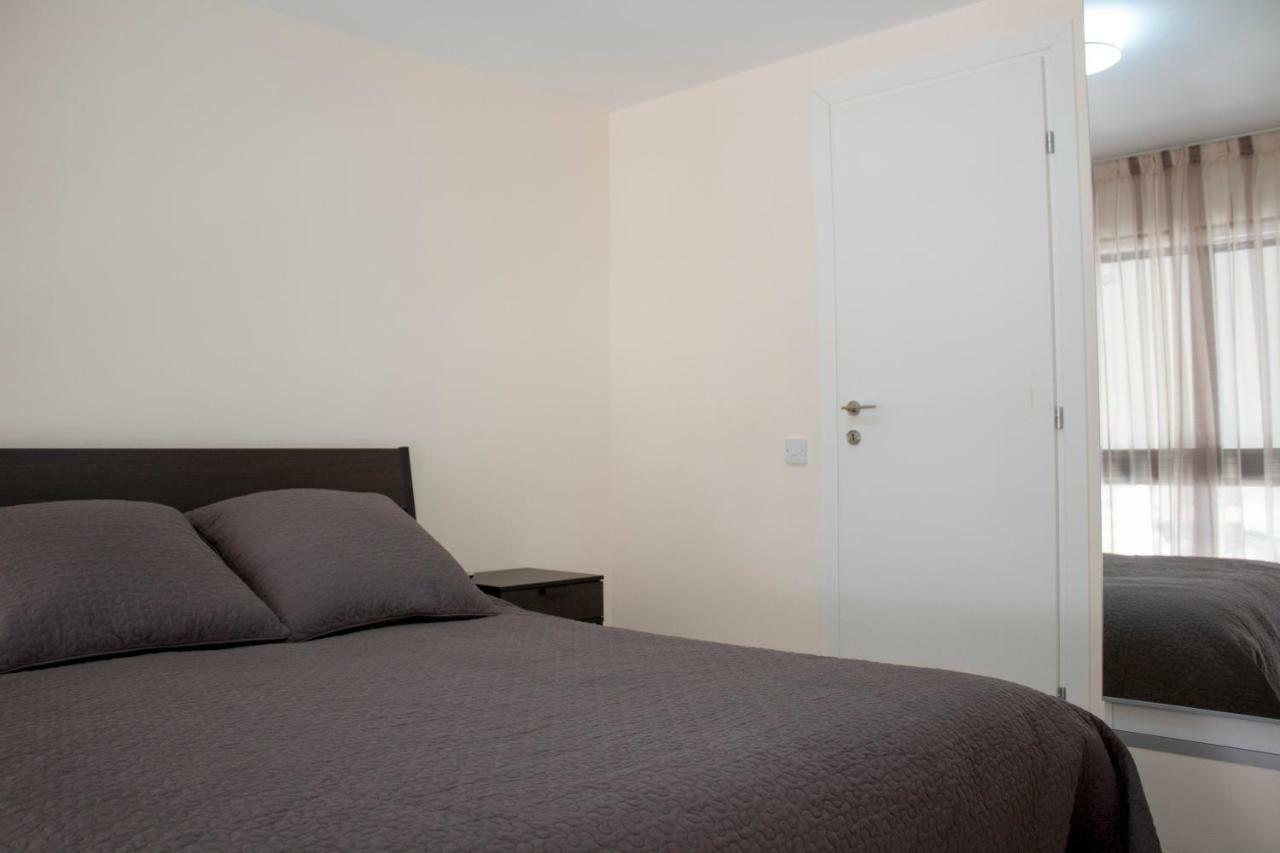 Galatex Beach Apartment Лимасол Екстериор снимка