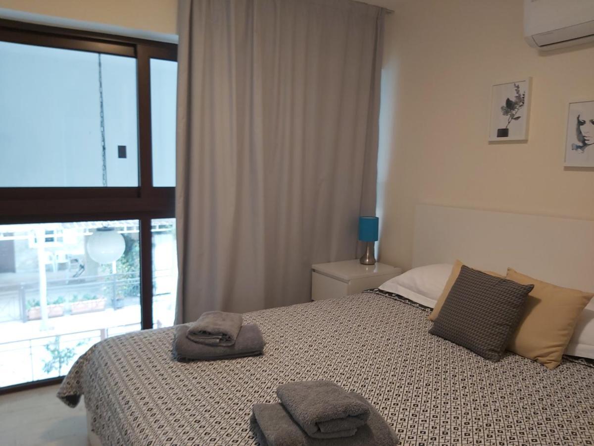 Galatex Beach Apartment Лимасол Екстериор снимка